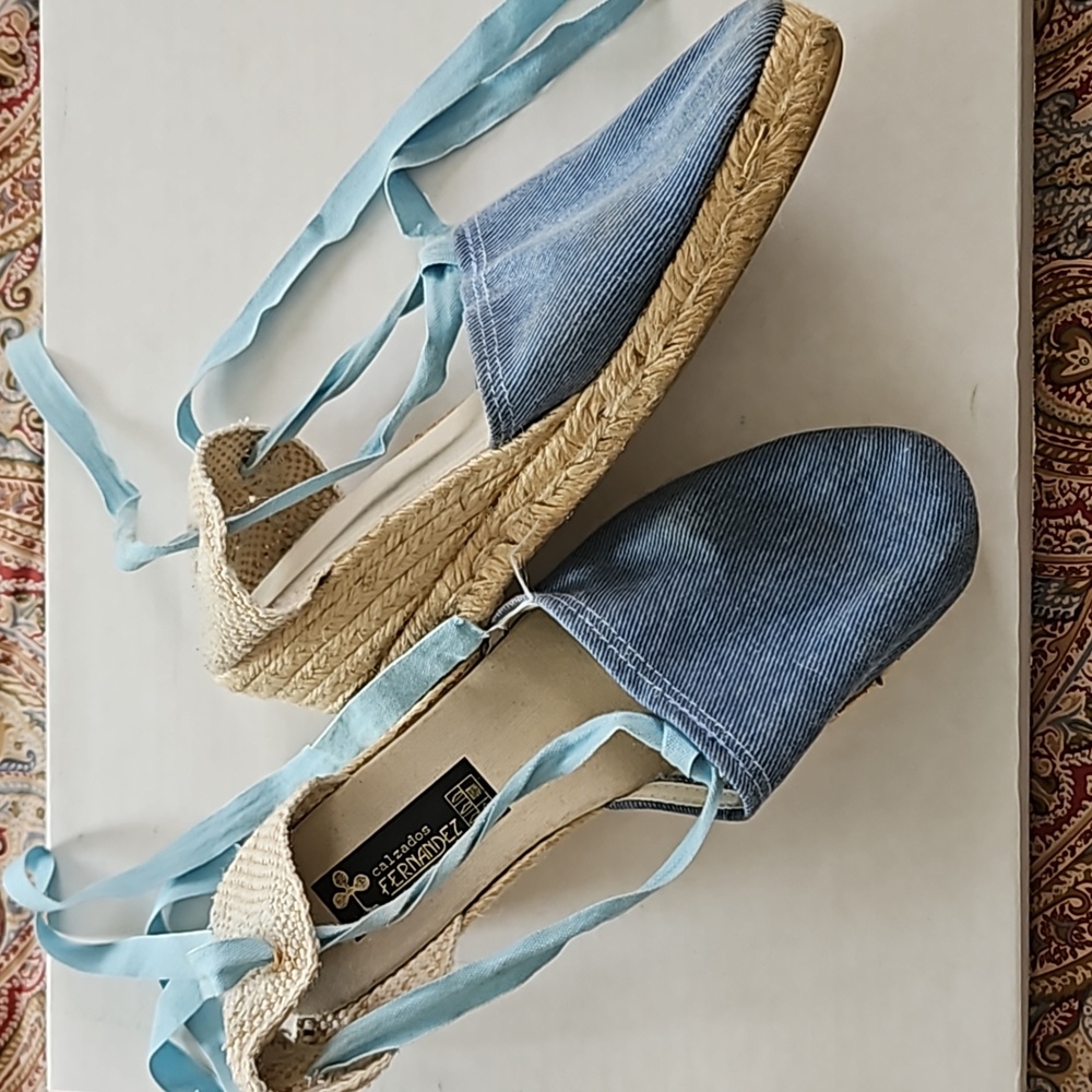 Espadrille shoes